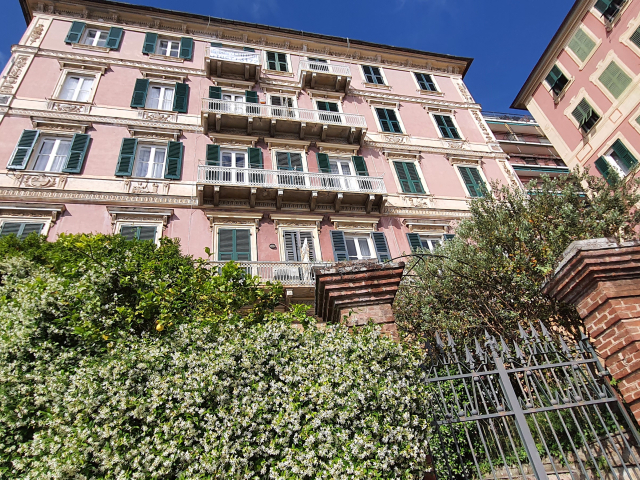 Palazzo degli Armatori historical apartment